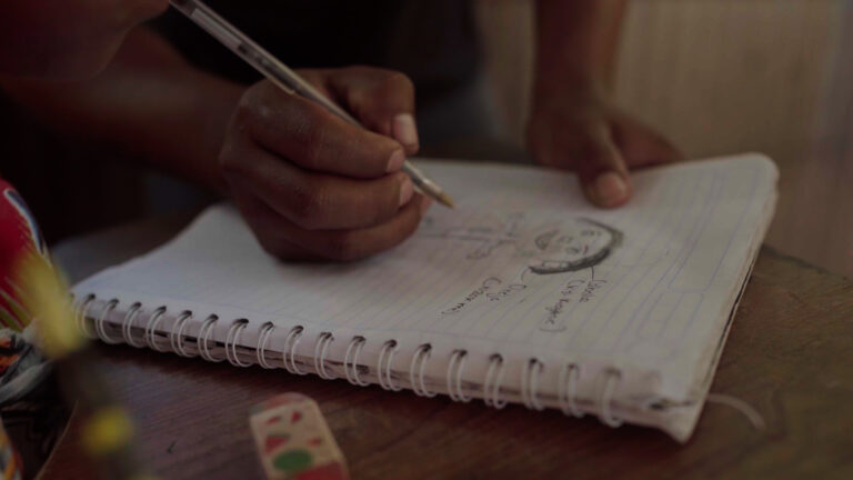 CORTE_07.00_05_03_06.Imagen fija020